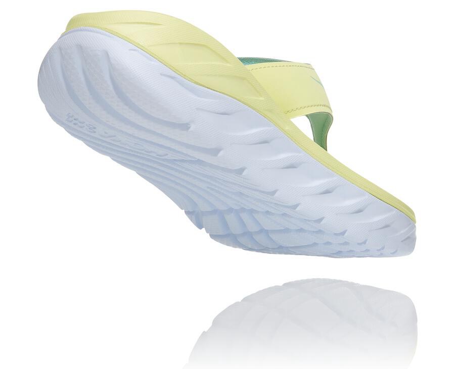 Sandálias Hoka One One Feminino Amarelas/Branco - Ora Recovery Flip - 916-ACGWBS